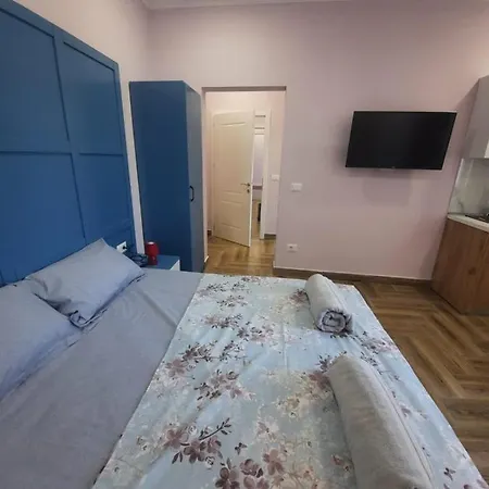 2v1 - Studio 1 Tirana